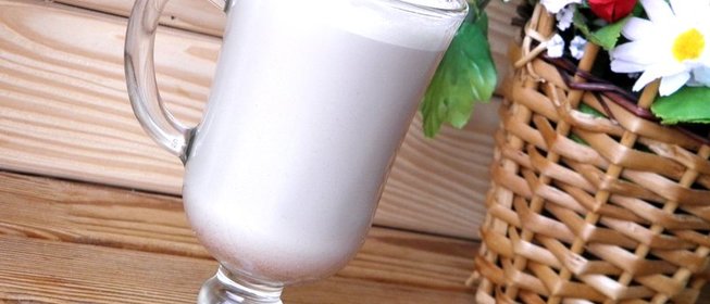 Молочный коктейль с мороженым