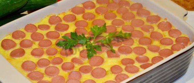 Картофельная запеканка с сосисками и сыром