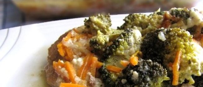 Мясо с брокколи в духовке