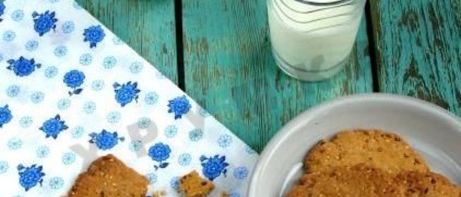 Карамельное печенье с кунжутом