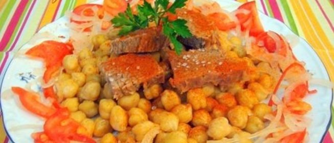 Говядина, вареная с нутом