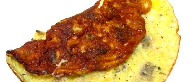 Омлет с грибами и сыром