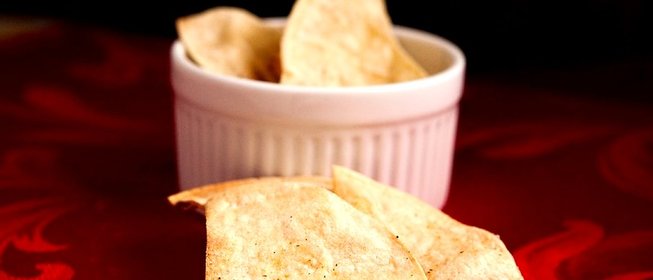 Кукурузные чипсы начос