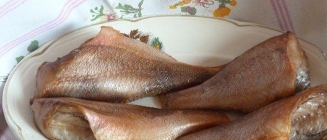Копченый морской окунь
