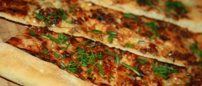 Пицца Болоньезе