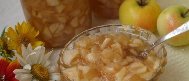Яблочный джем с карамелью