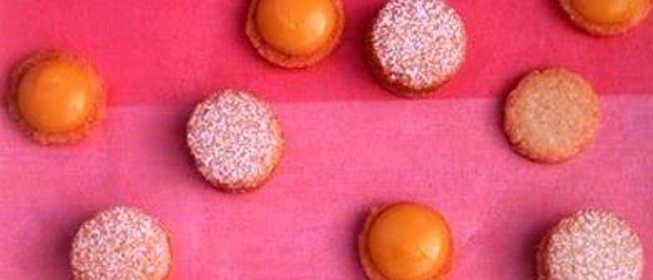 Кокосовое печенье с фруктовой начинкой