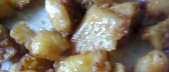 Картофель жареный с помидорами по домашнему