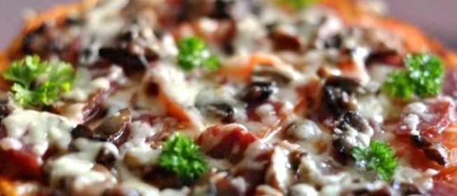 Домашняя пицца на скорую руку