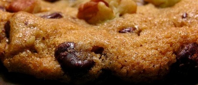 Шоколадное печенье с орехами пекан