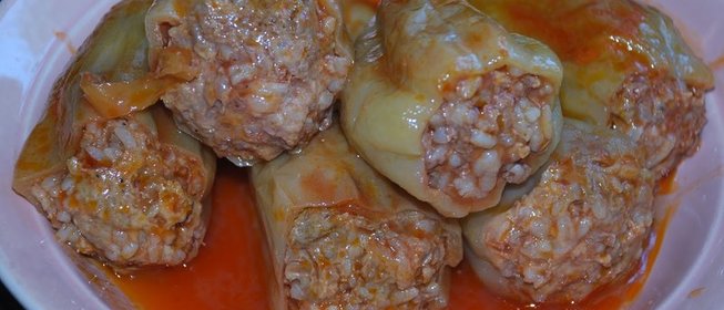 Фаршированный перец со свининой
