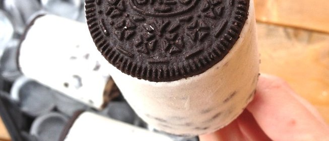 Сливочное мороженое с печеньем