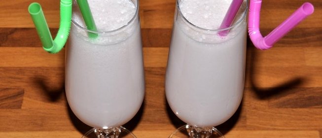 Ванильный молочный коктейль