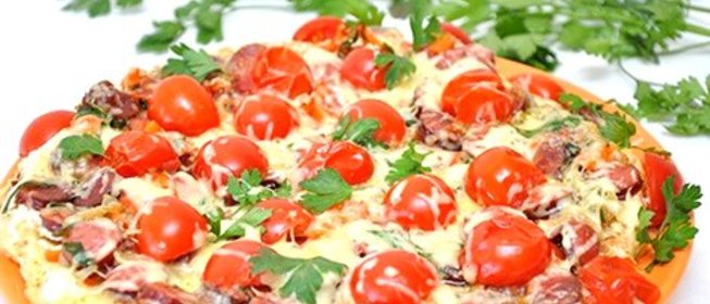 Пицца на сковороде с овощами