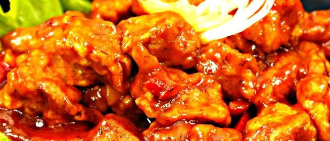 Свинина, тушеная с болгарским перцем