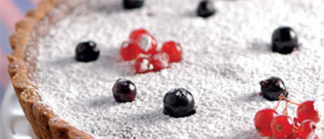 Пирог со смородиной и красным вином