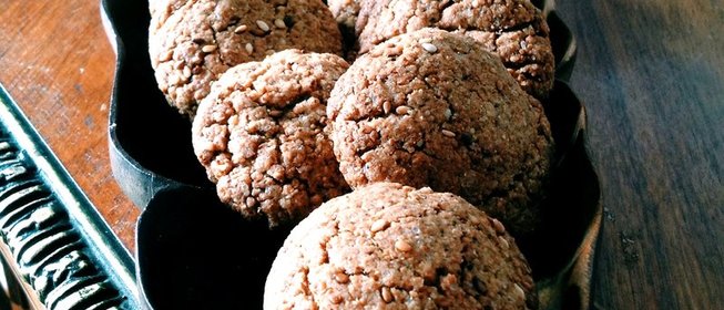 Марокканское печенье гхуриба с кунжутом