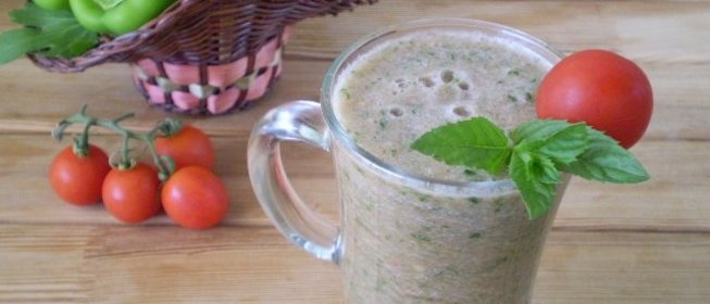 Овощной зеленый коктейль