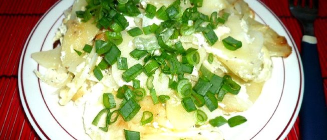 Картофель запеченный с луком