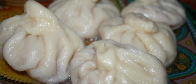 Сочные хинкали с бараниной и базиликом