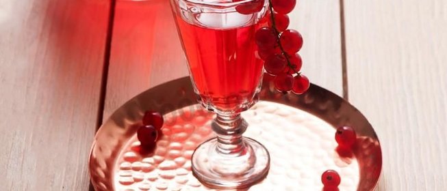 Домашняя наливка из красной смородины