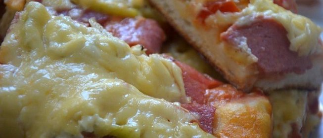 Пицца на дрожжевом тесте с плавленным сыром