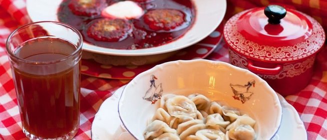 Маленькие пельмени с грибами и луком