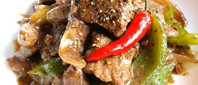 Говядина в соусе из черного перца