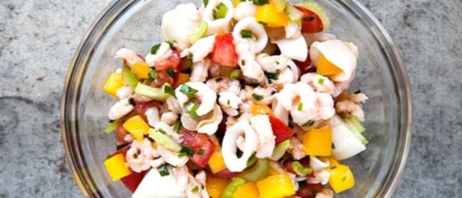 Cалат Морской коктейль с креветками