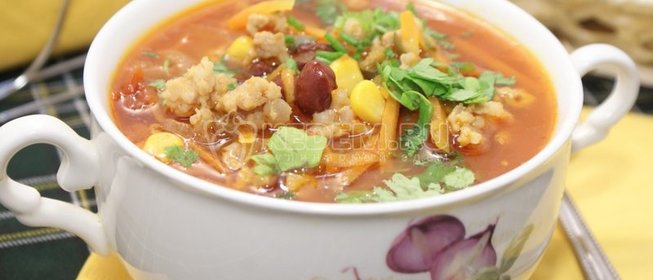 Пицца с копченым лососем и икрой