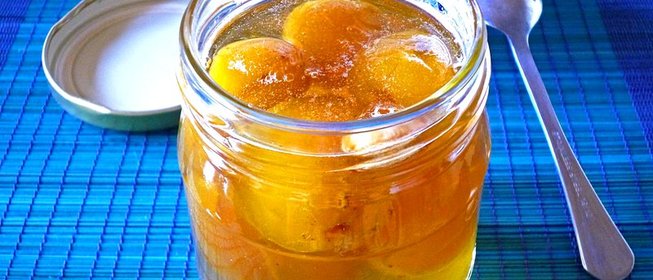 Варенье из абрикосов с ядрышками