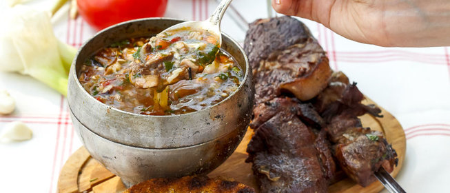 Шашлык из барашка и походный харчо