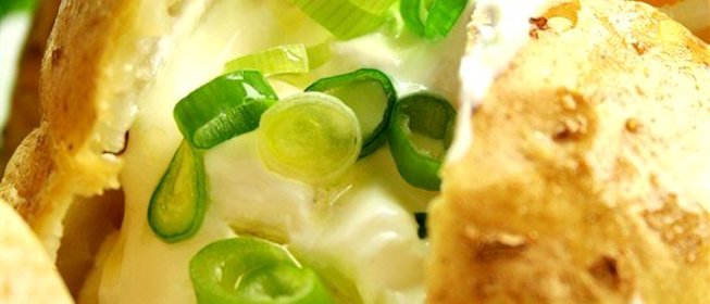 Запеченый картофель с ароматом чеснока