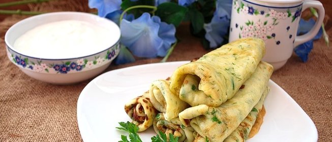Сырные блины с зеленью