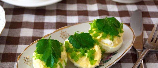 Яйца с начинкой