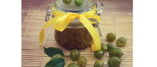 Варенье из крыжовника с грецким орехом и апельсином