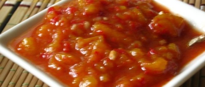 Острый соус из алычи