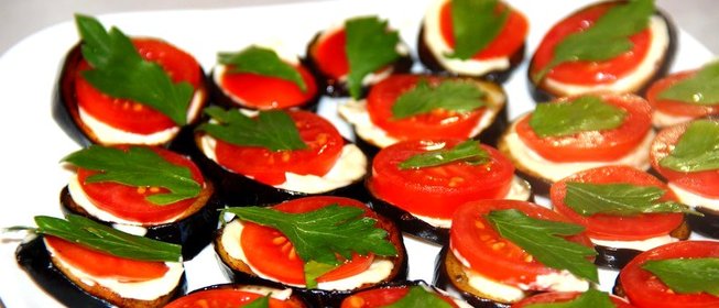 Закуска из баклажанов и помидоров