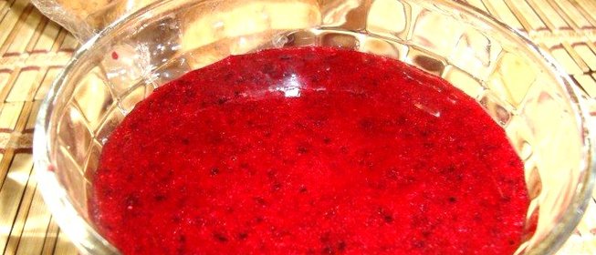 Земляника, протертая с сахаром