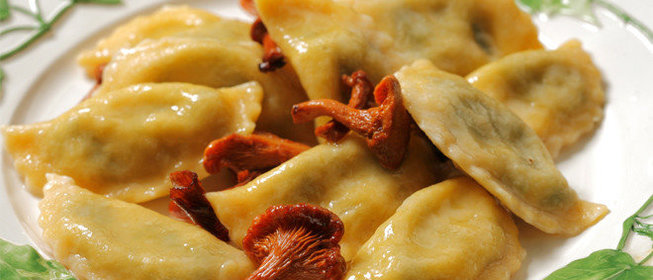 Вареники с капустой и грибами