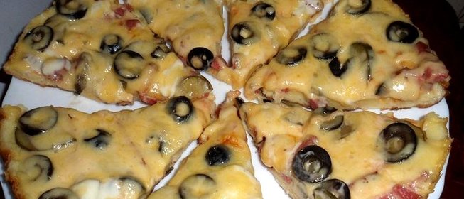 Пицца на сковороде на кефире