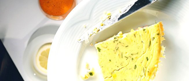 Омлет-суфле с ветчиной и сыром