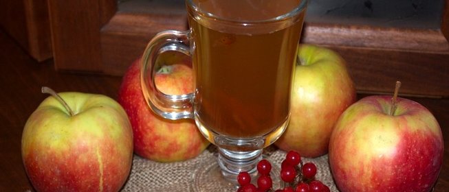 Компот из калины и яблок