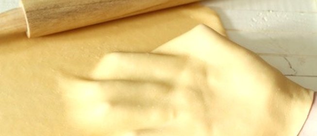 Тесто для пельменей и вареников