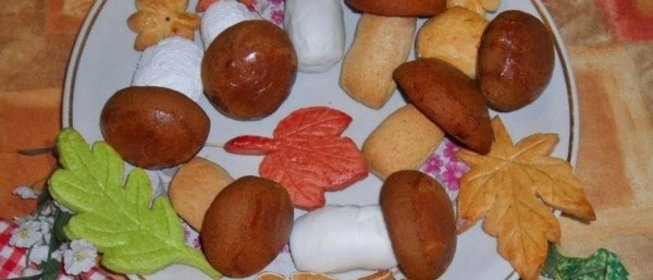 Пряники «Белые грибы» и фигурное сырное печенье в хрустящей глазури