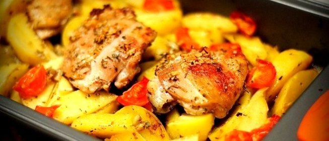 Свинина запеченная с картофелем