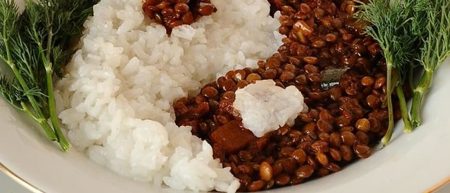 Чечевичный плов Инь-ян