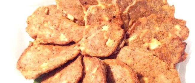 Шоколадные оладьи с яблоком