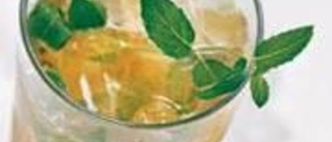 Шипучий мятный чай