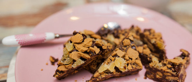 Имбирно-шоколадное печенье для новогоднего стола